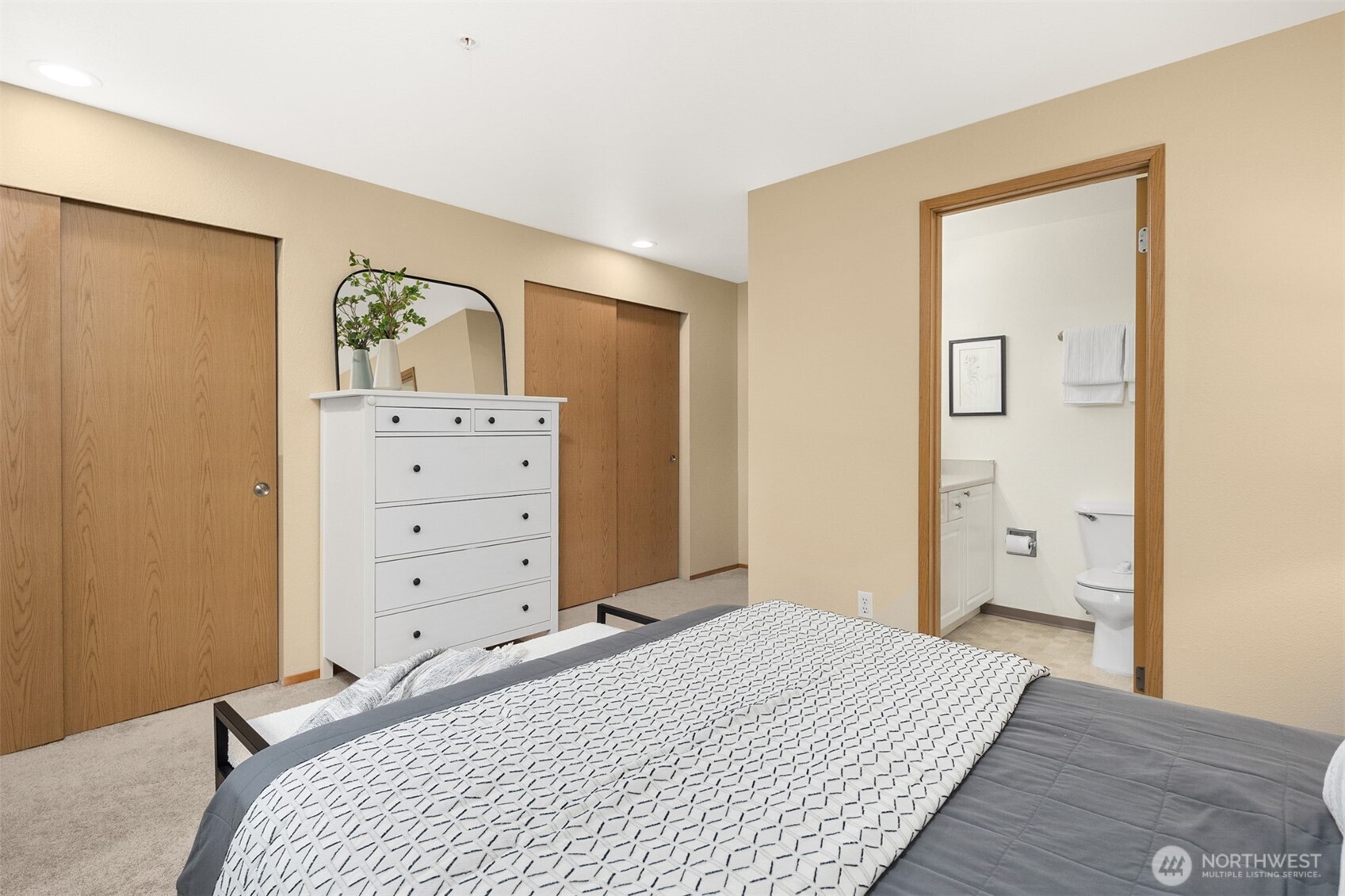 23303 Cedar Way Unit: T202