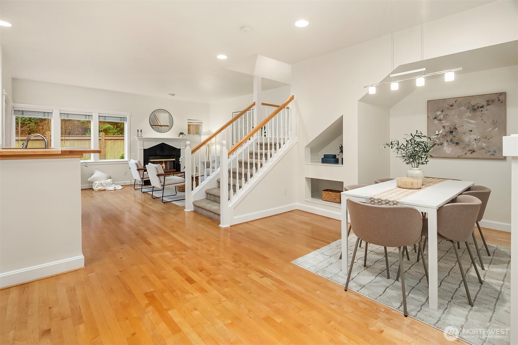 10007 NE 37th Court