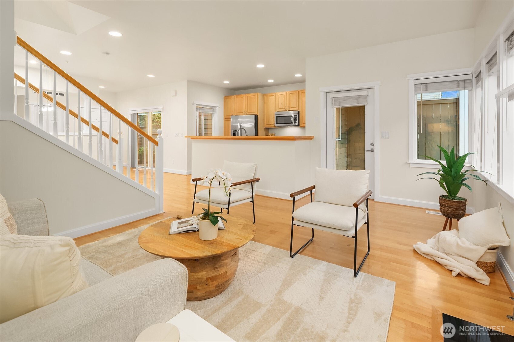 10007 NE 37th Court