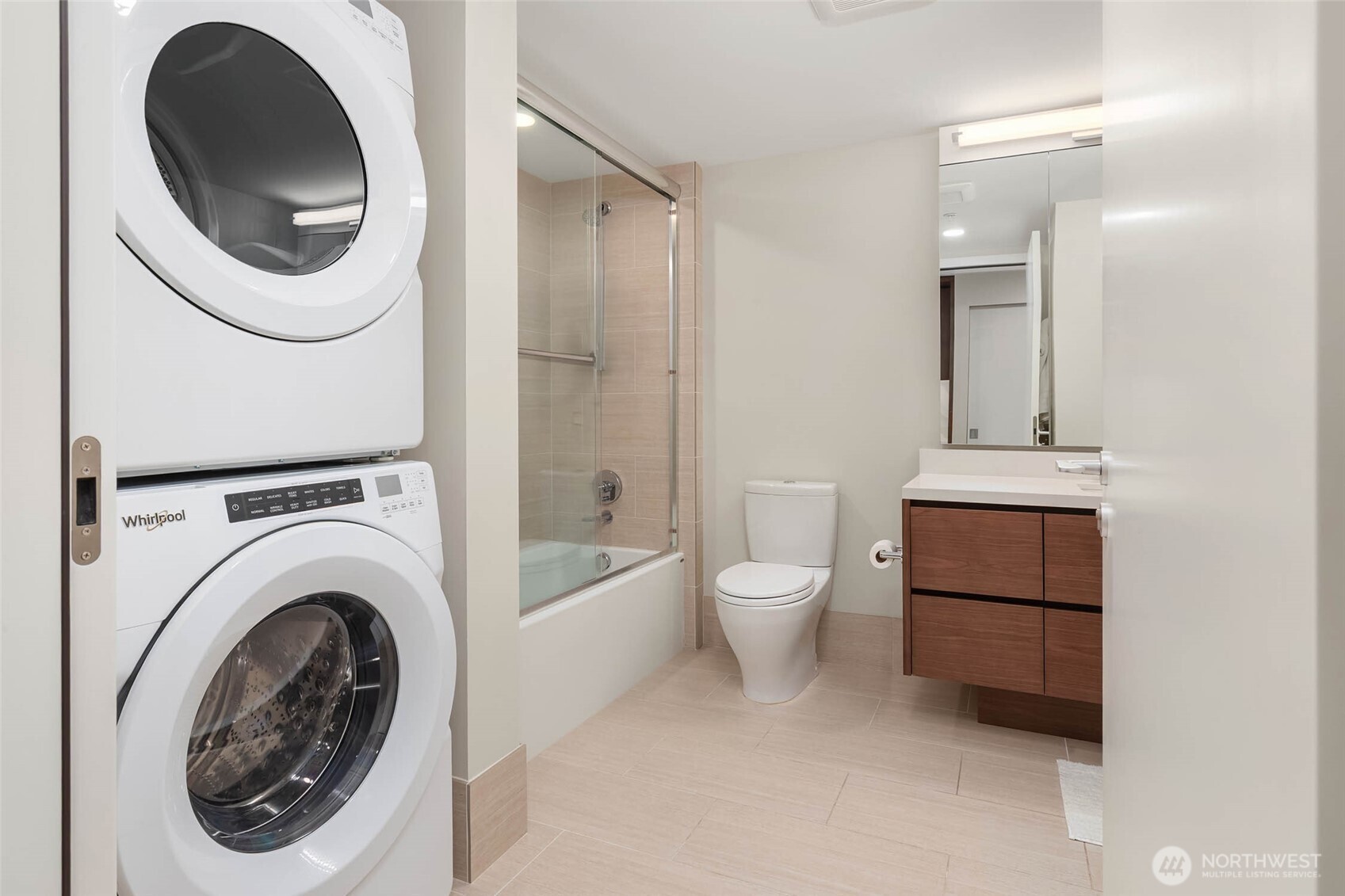 121 Stewart Street Unit: 1406