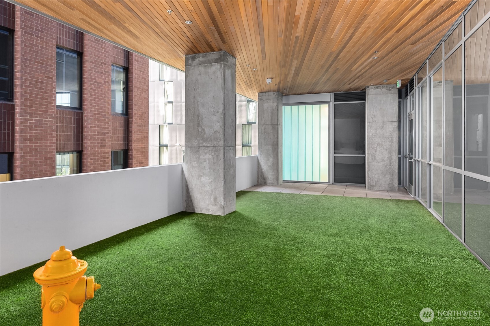 121 Stewart Street Unit: 603