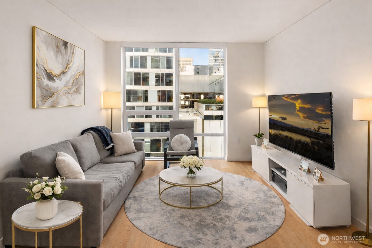 121 Stewart Street Unit: 603