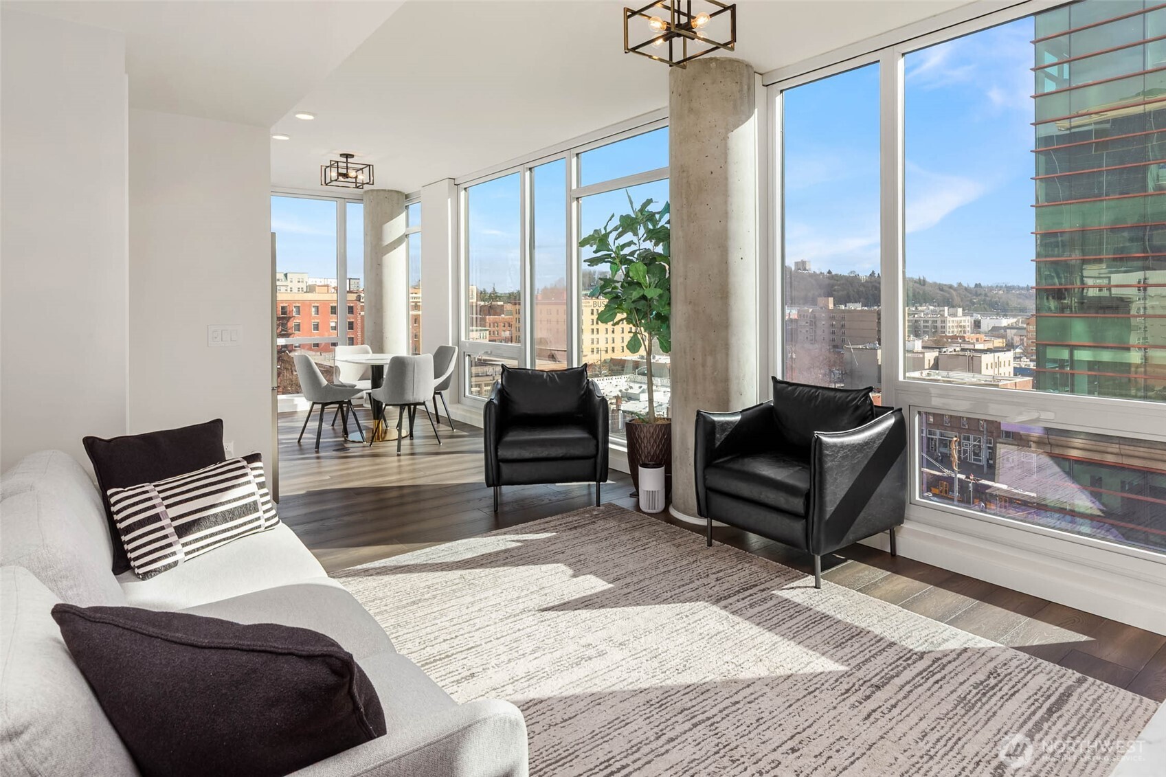 450 S Main St Unit: 806