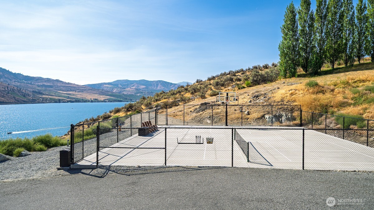 163 Bobcat Lane