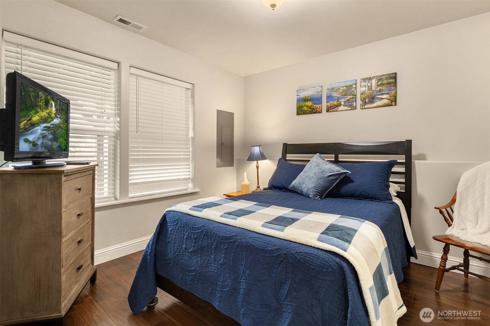 1409 Commodore Place