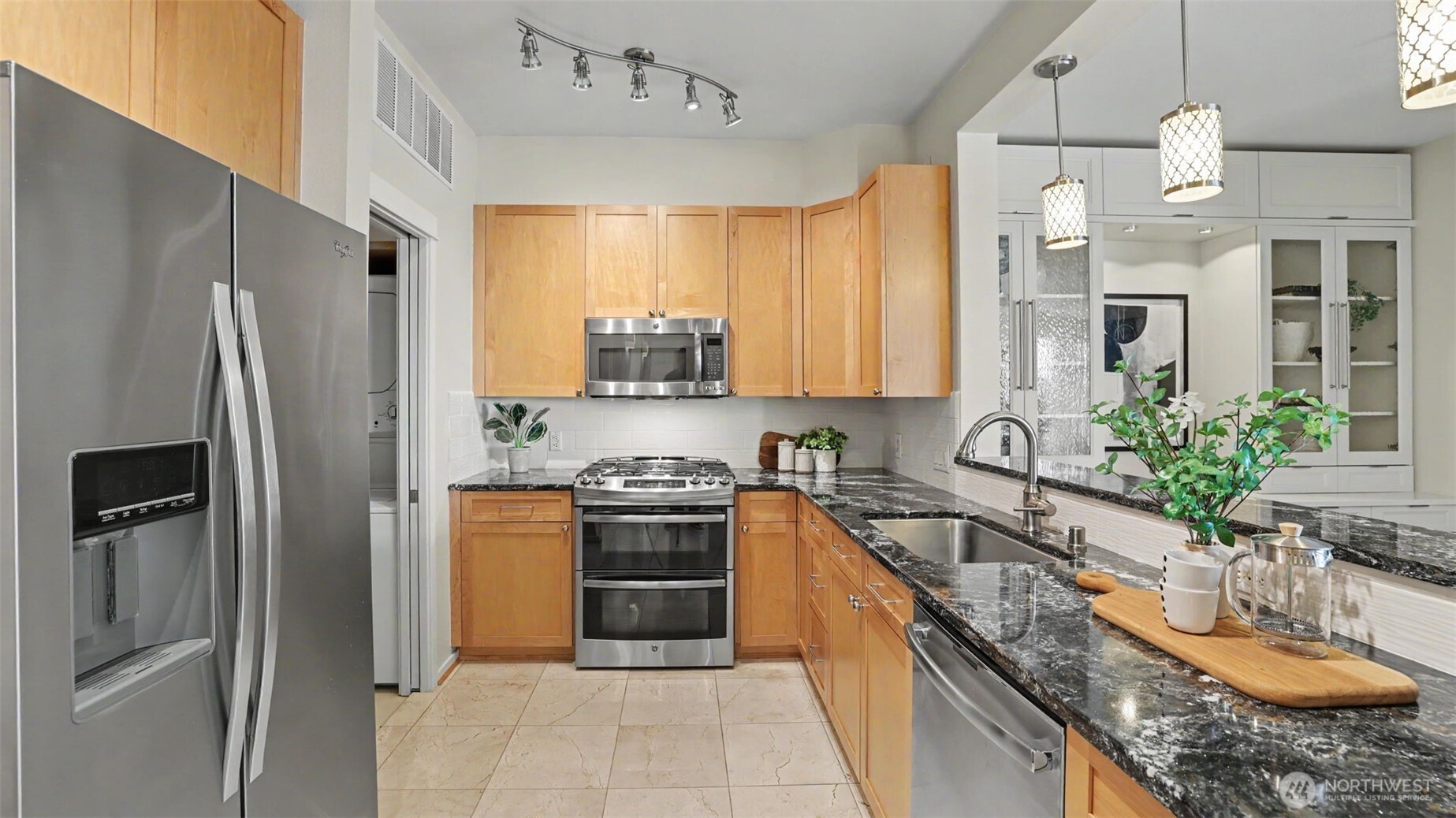 108 2nd Avenue S Unit: 503