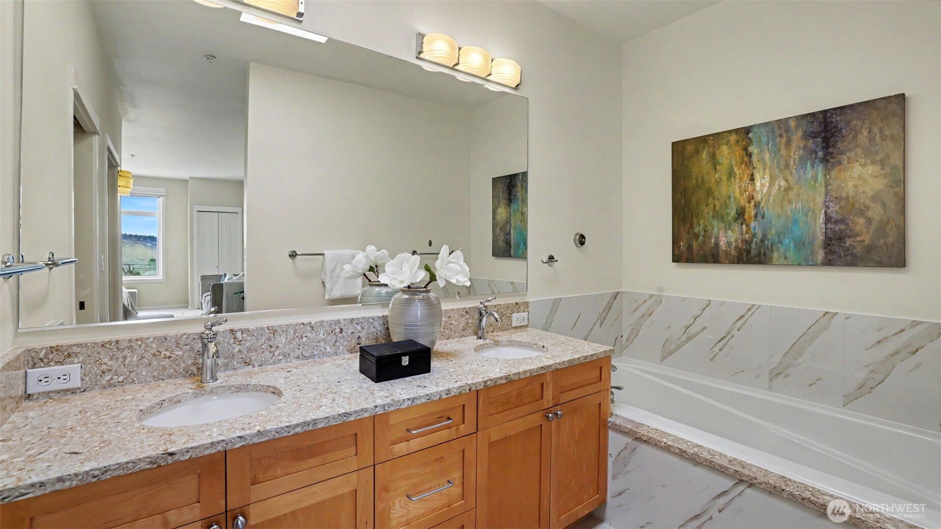108 2nd Avenue S Unit: 503