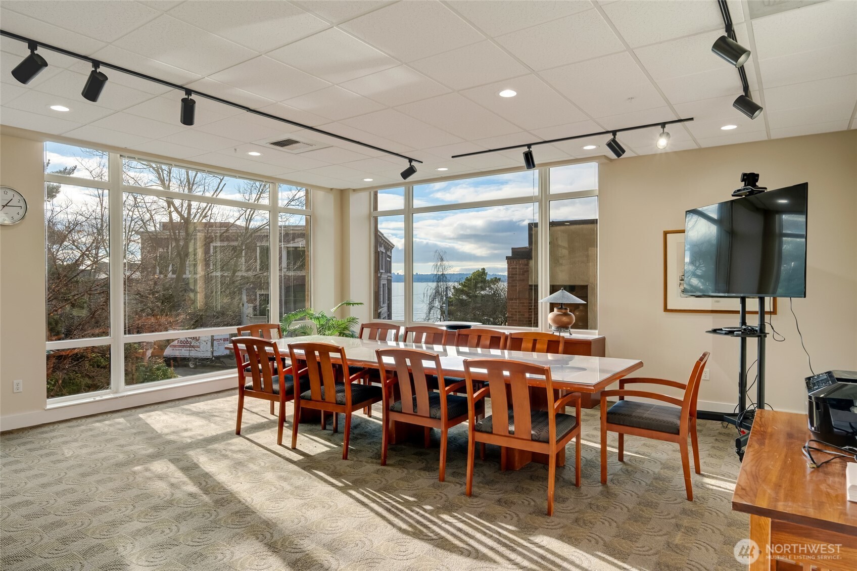 108 2nd Avenue S Unit: 503