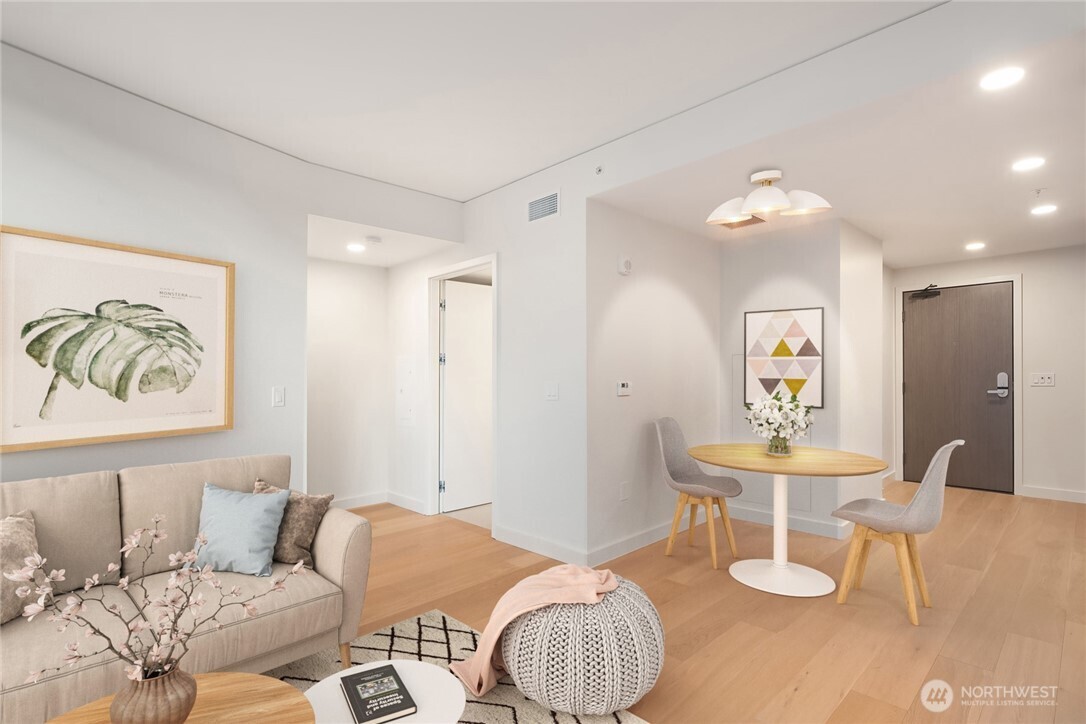 121 Stewart Street Unit: 1308