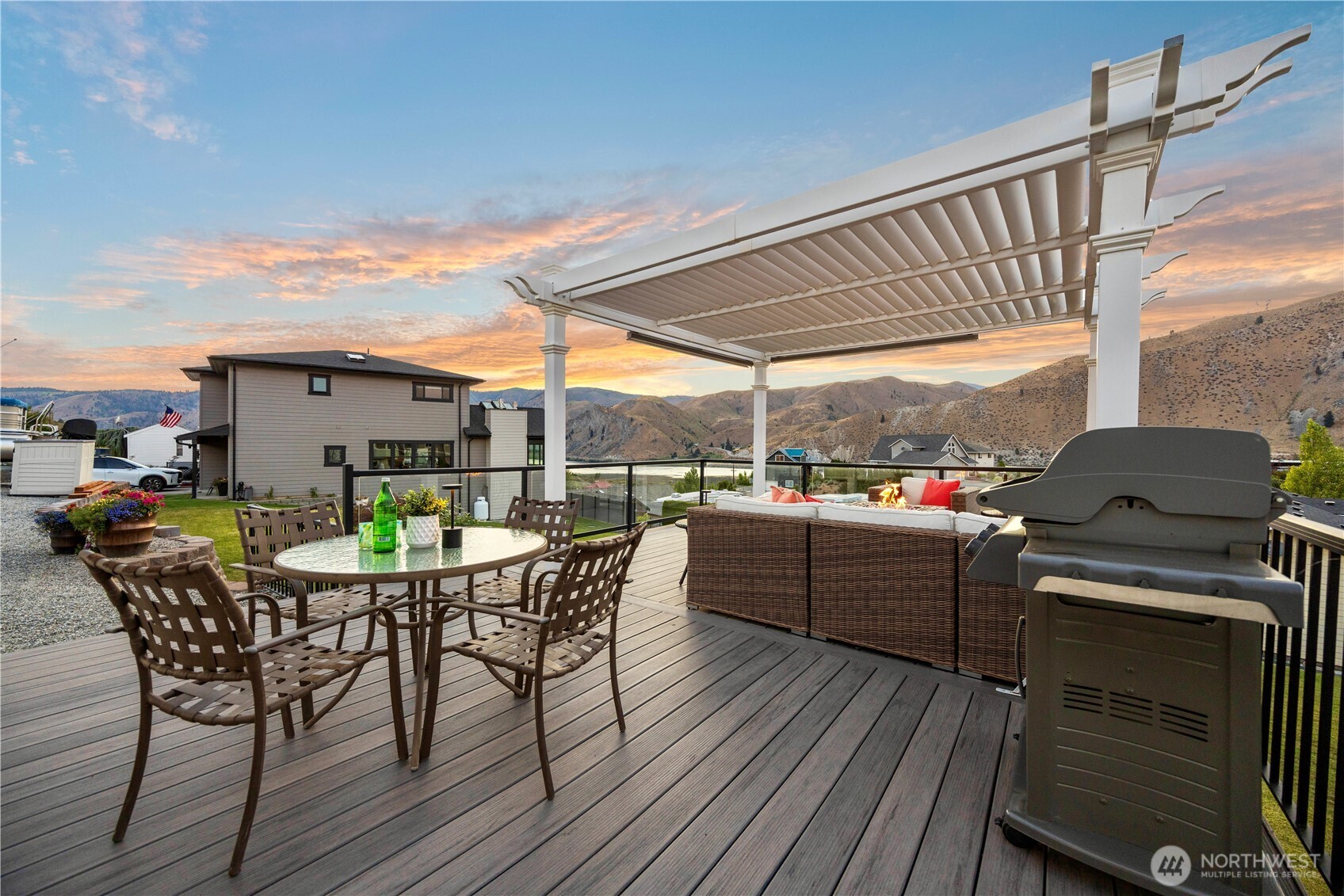501 W Entiat Dr