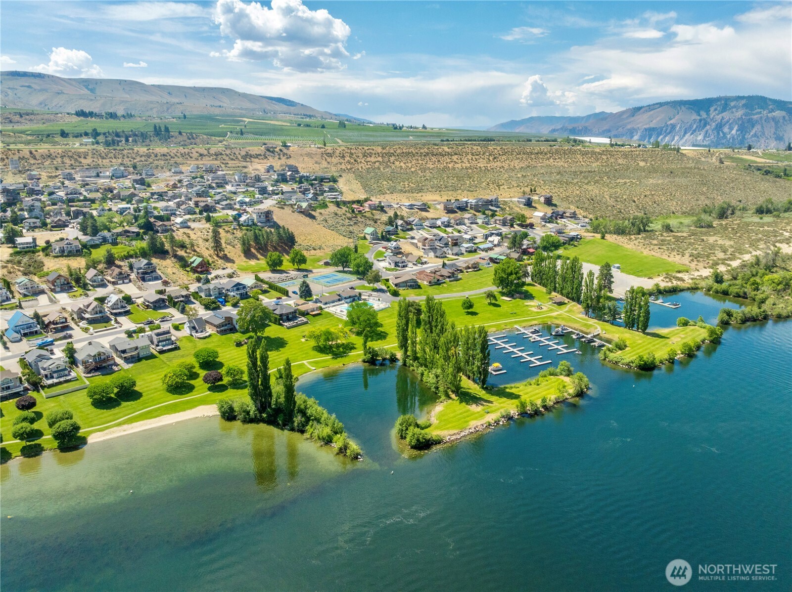 501 W Entiat Dr