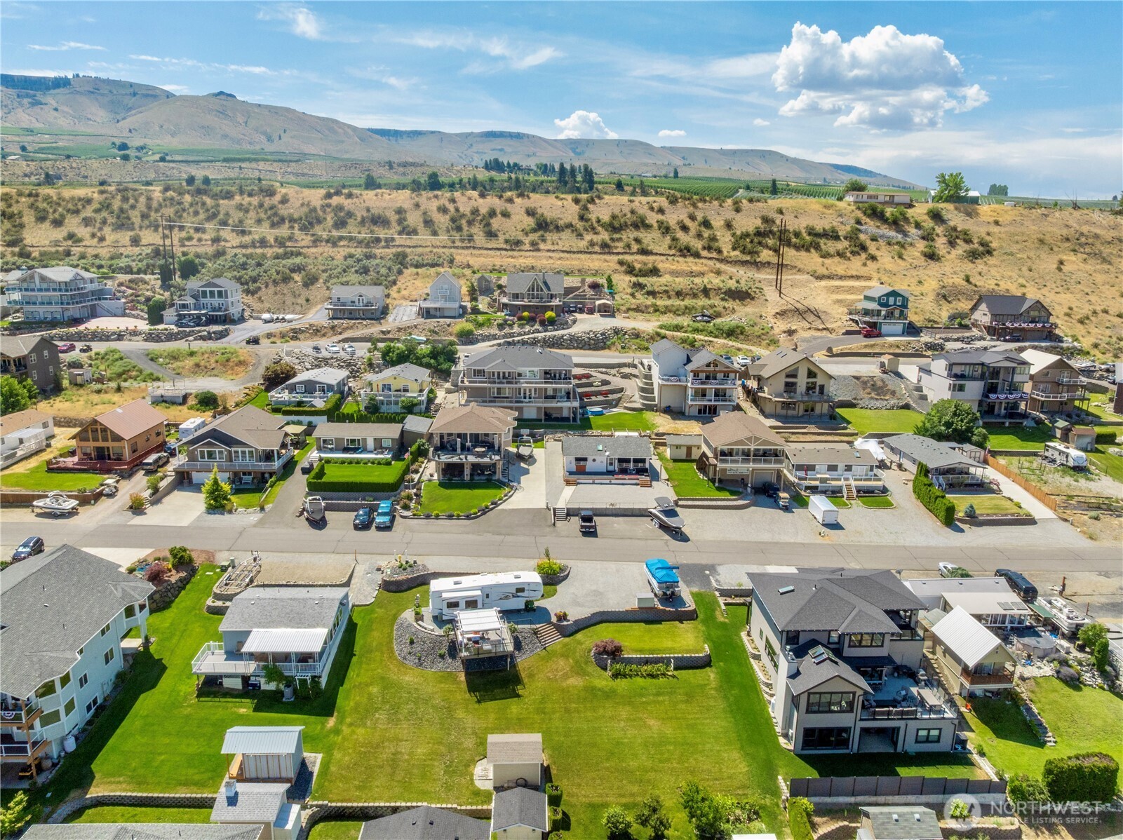 501 W Entiat Dr