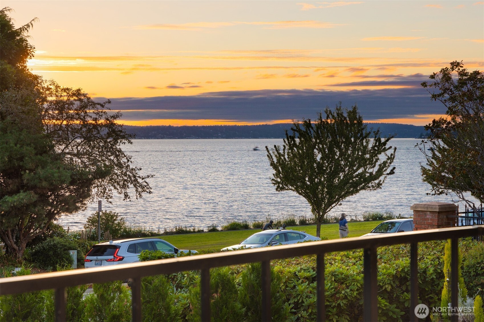 6436 Lake Washington Boulevard NE Unit: 5