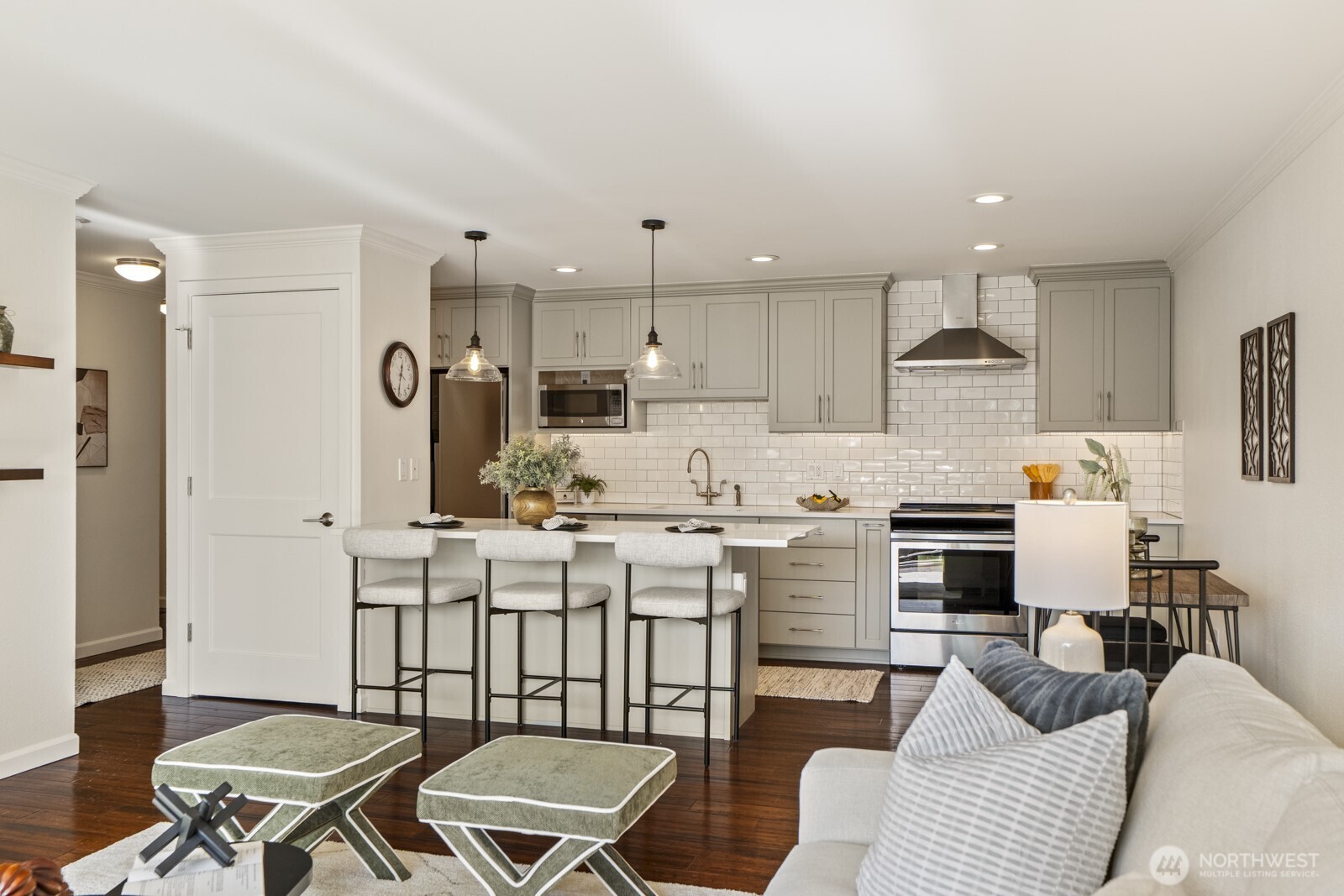 733 Lake Street S Unit: 301