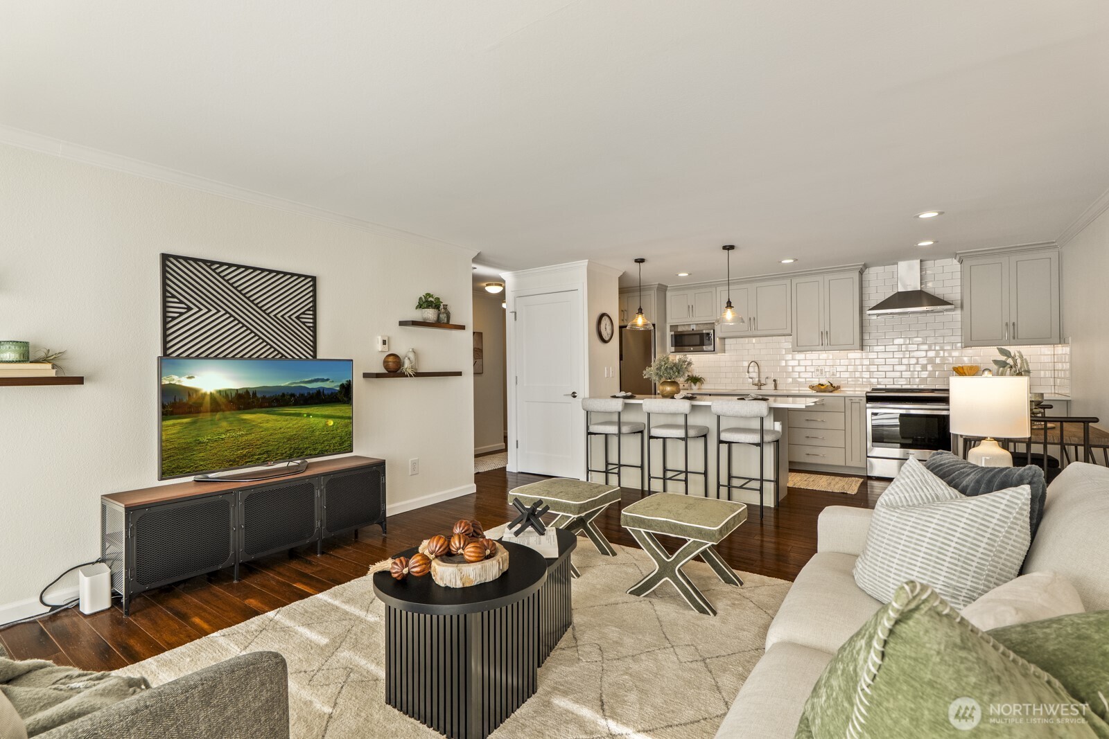 733 Lake Street S Unit: 301