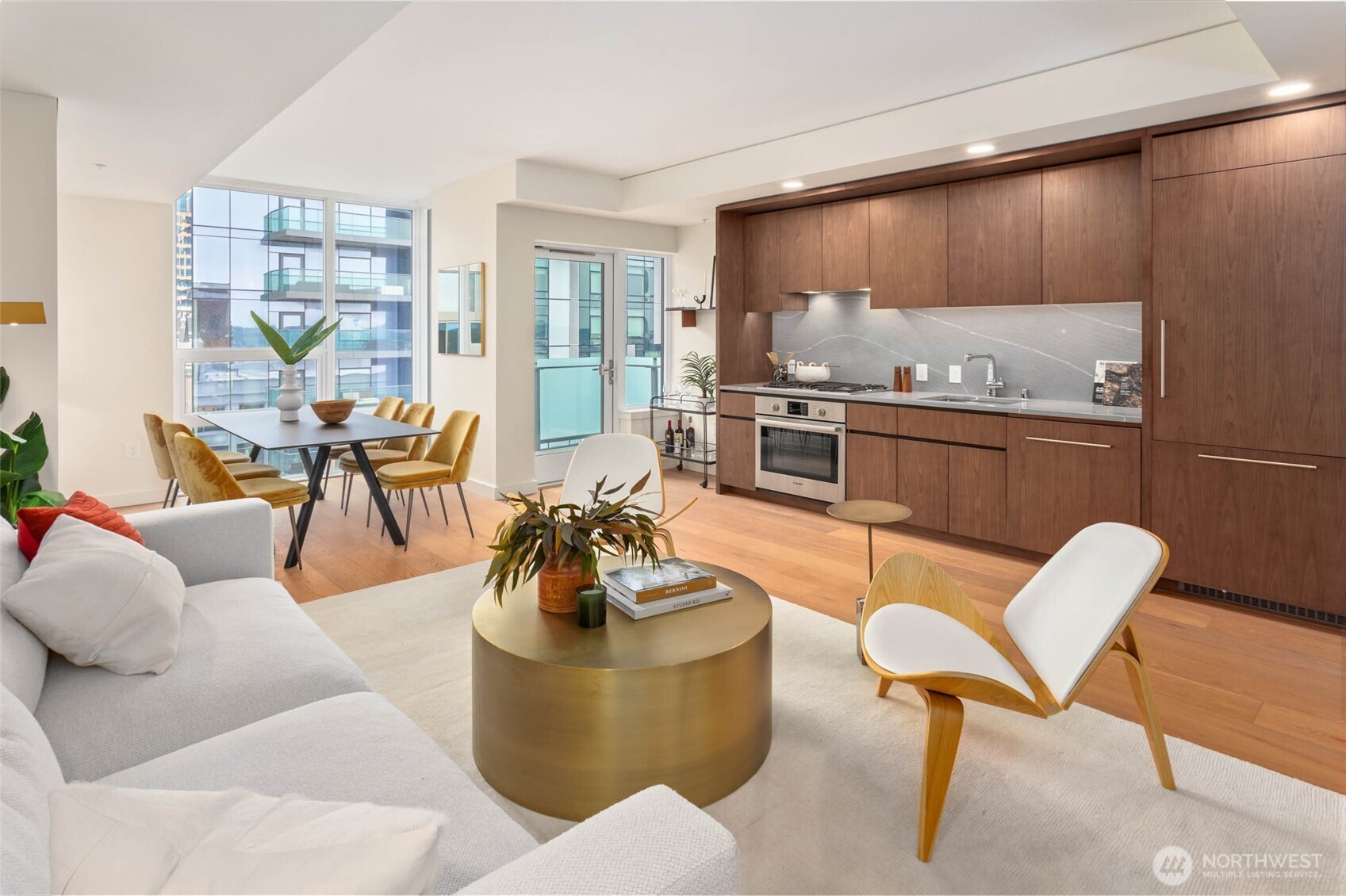 121 Stewart Street Unit: 1104