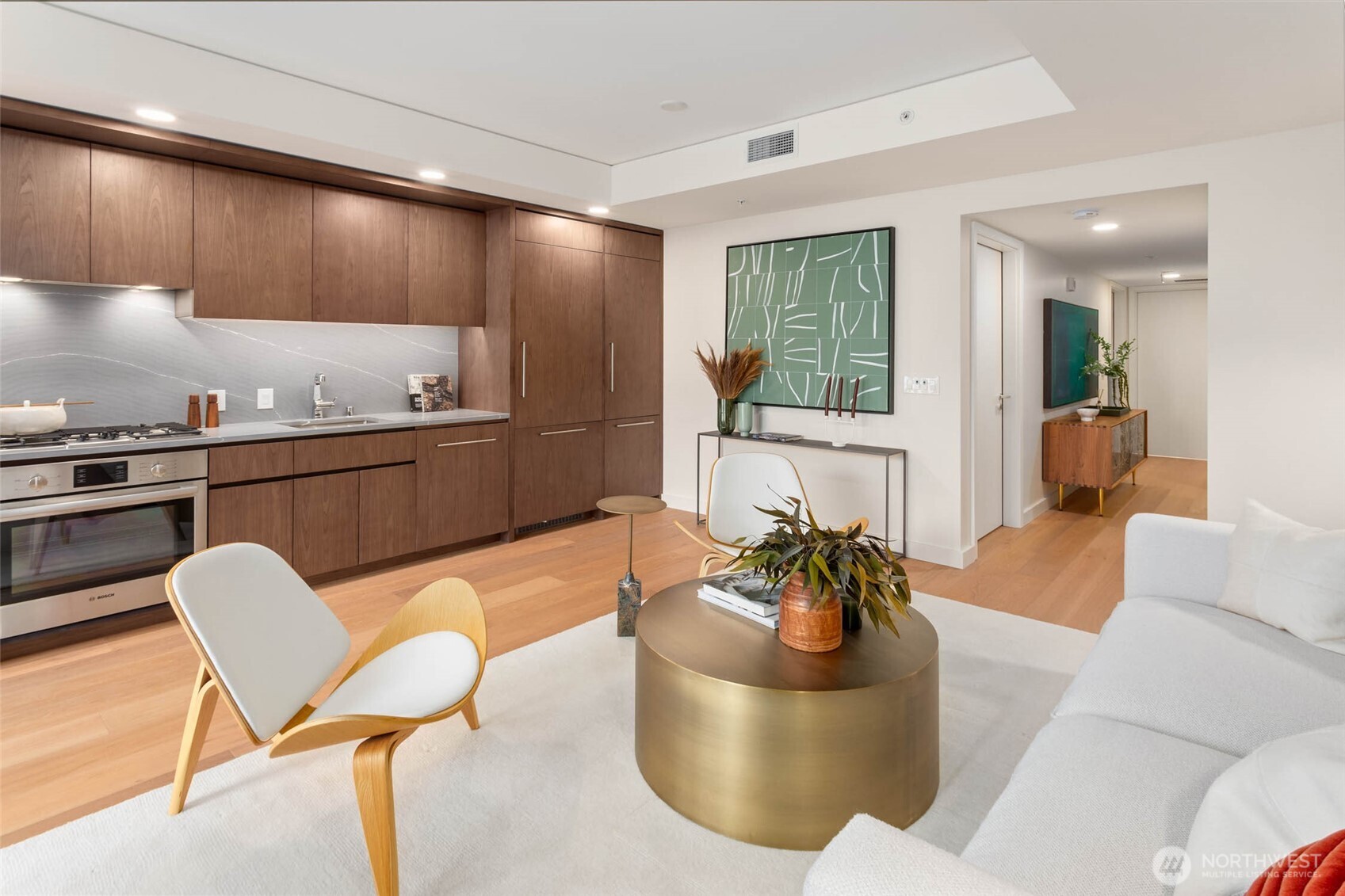 121 Stewart Street Unit: 1104