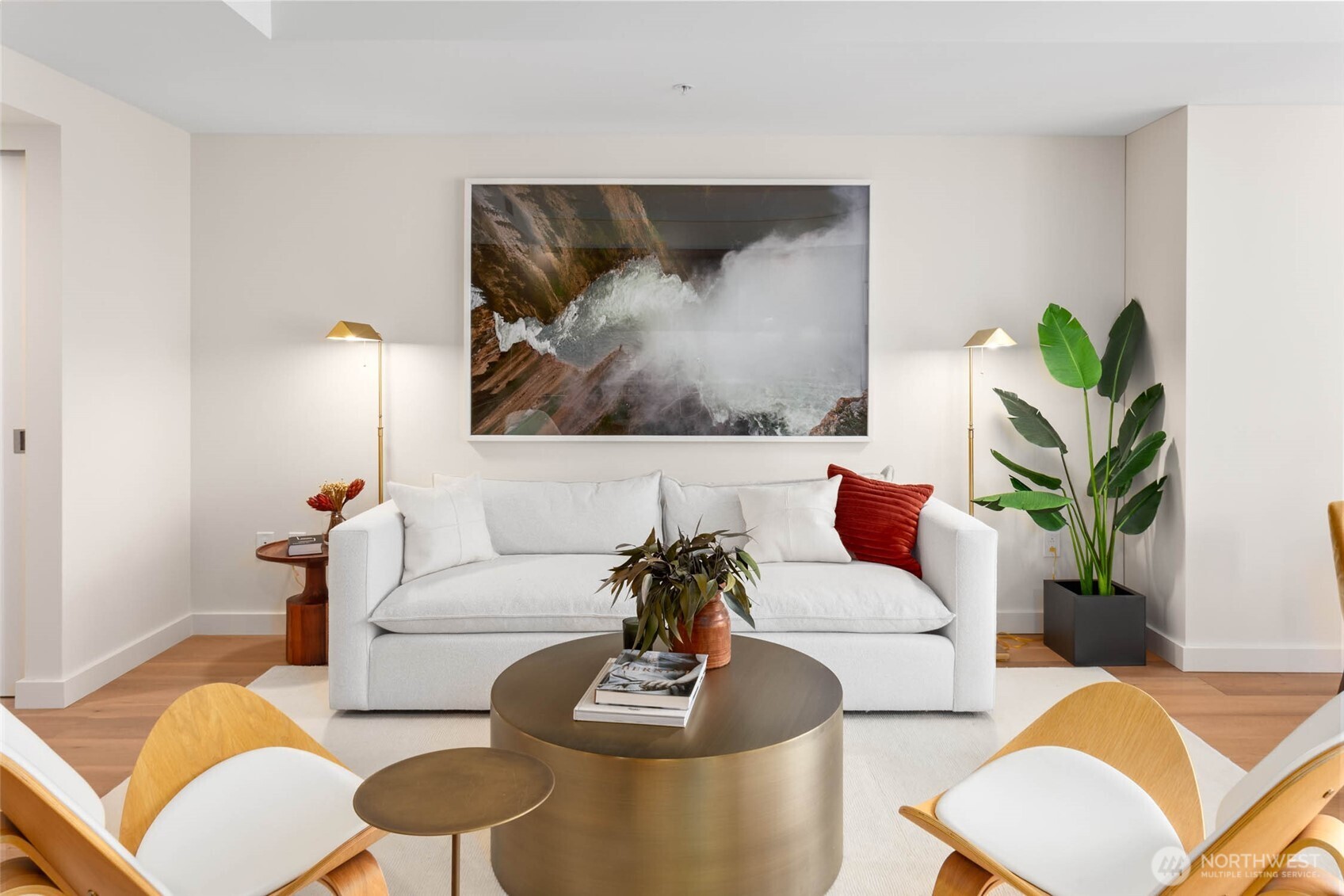 121 Stewart Street Unit: 1104