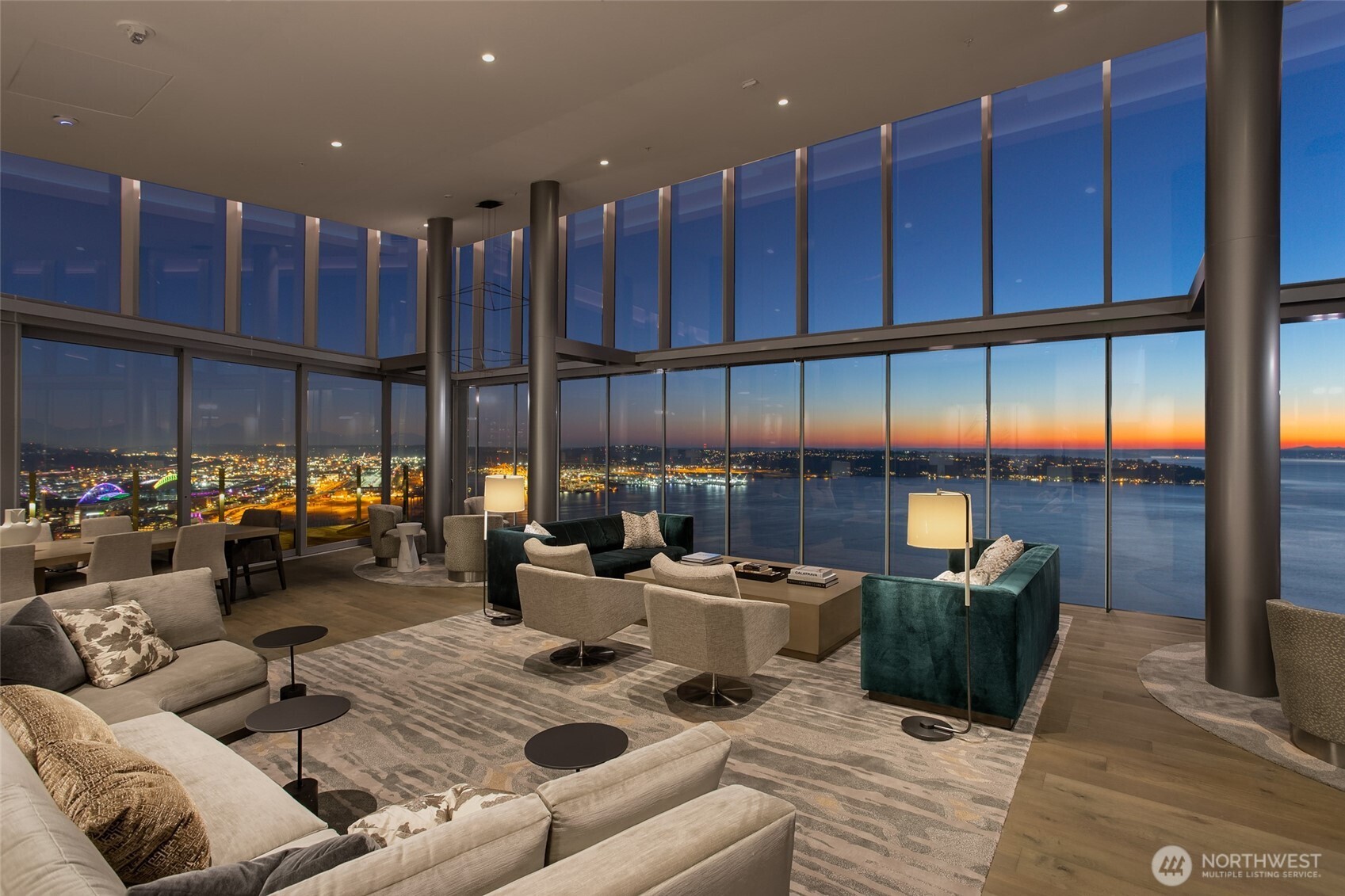 121 Stewart Street Unit: 2505