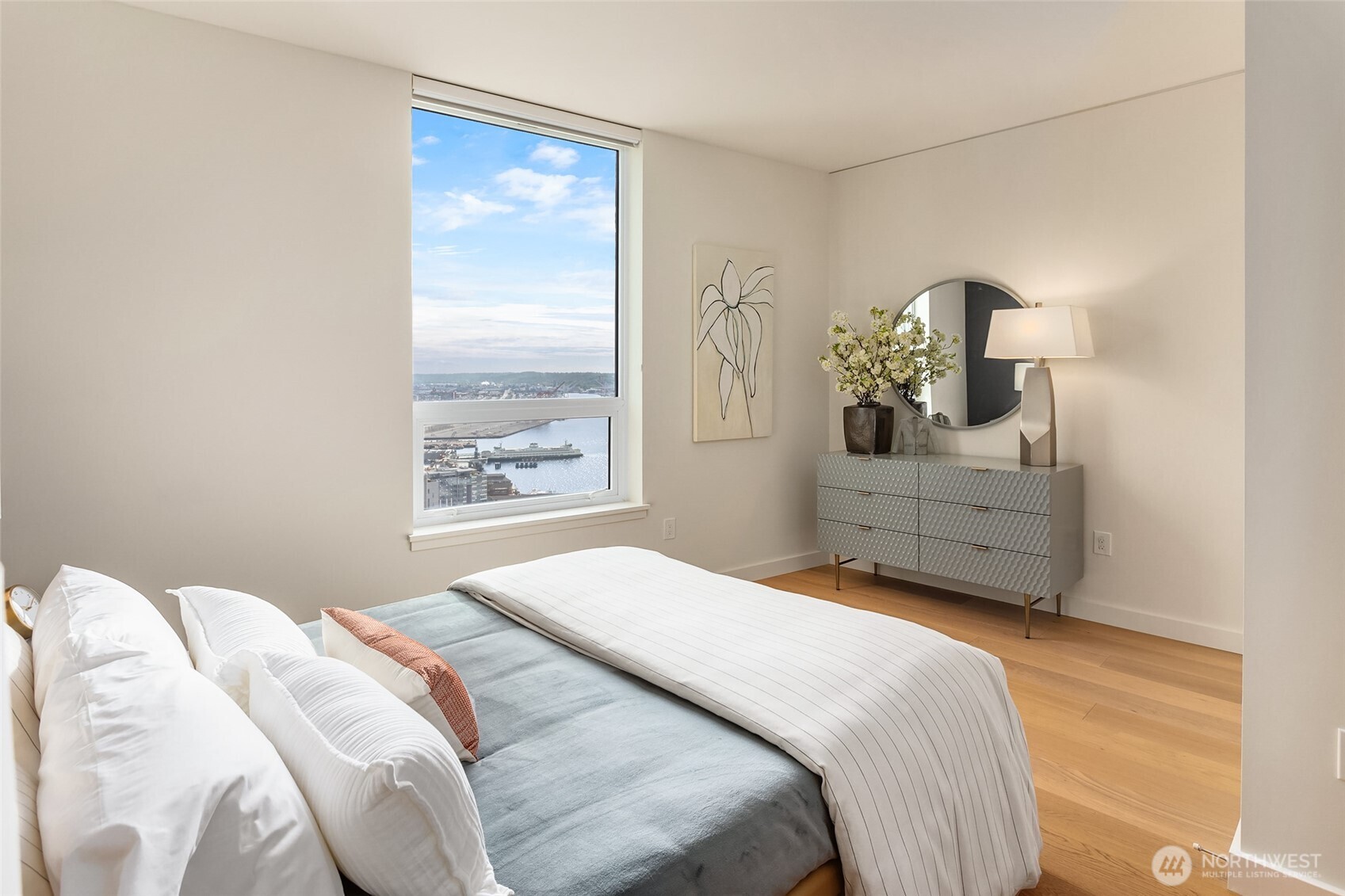 121 Stewart Street Unit: 2505