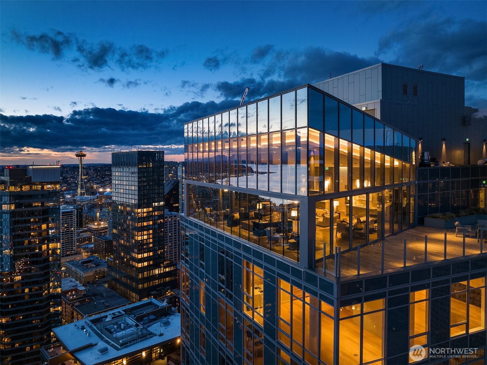 121 Stewart Street Unit: 2505
