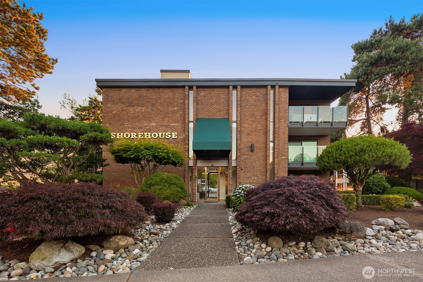 6225 Lake Washington Boulevard NE Unit: 209