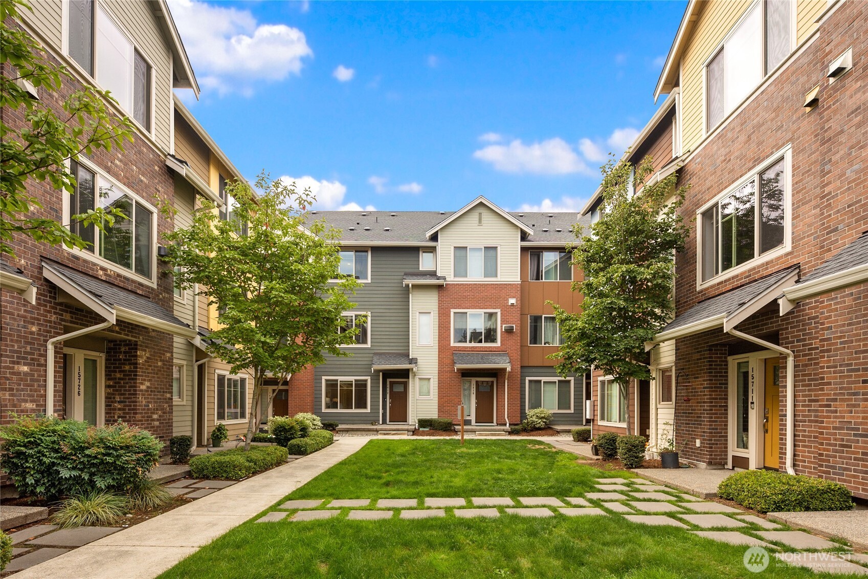 1412 157th Pl NE