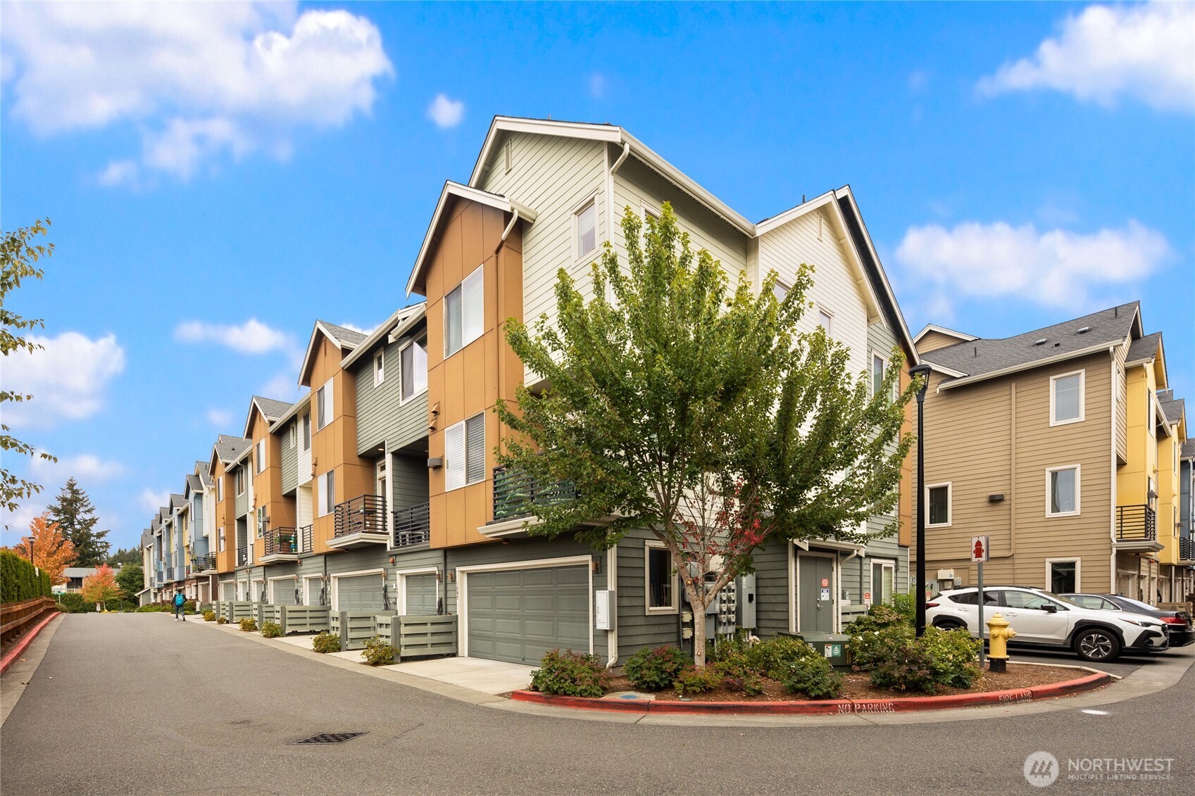 1412 157th Pl NE