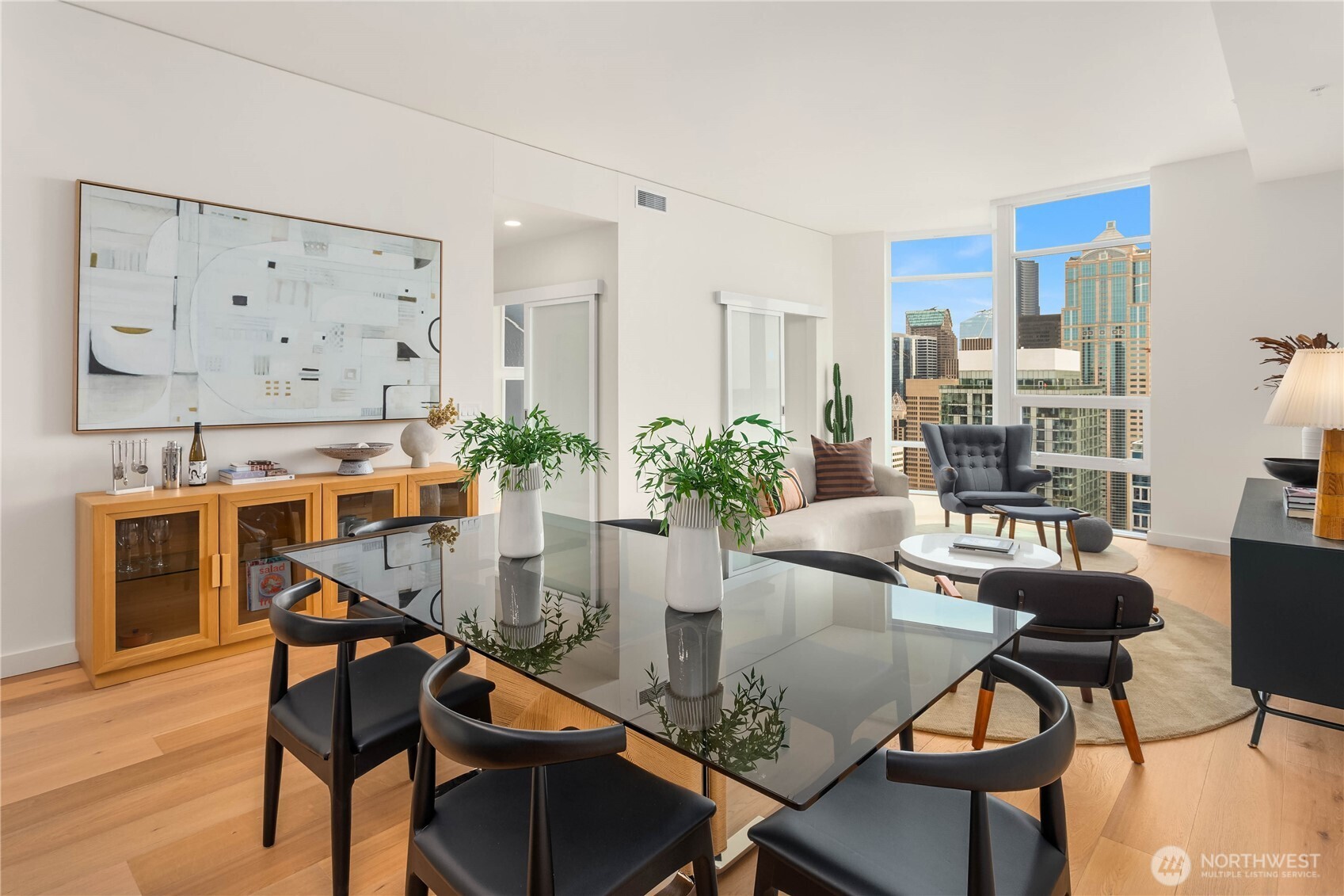121 Stewart Street Unit: 3703