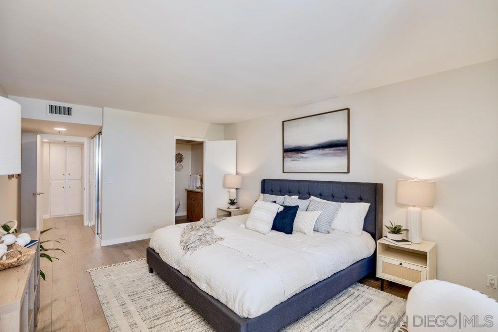 1820 Avenida Del Mundo 306