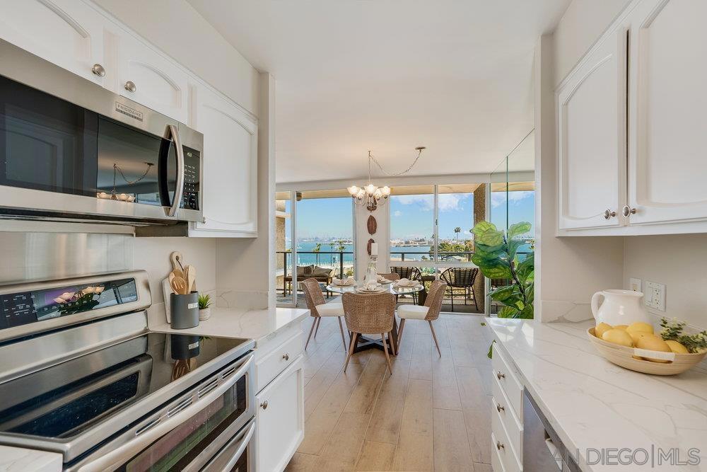 1820 Avenida Del Mundo 306