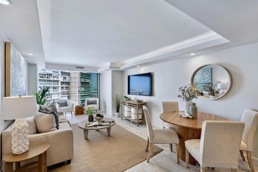 1810 Avenida Del Mundo 1101