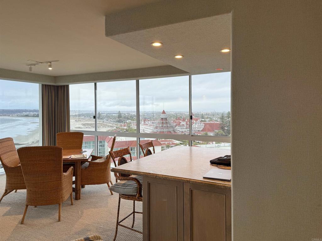 1720 Avenida Del Mundo 1402