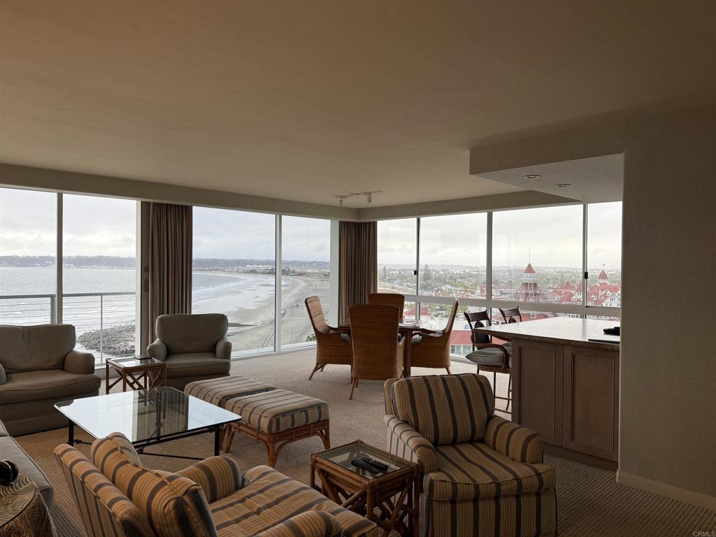 1720 Avenida Del Mundo 1402