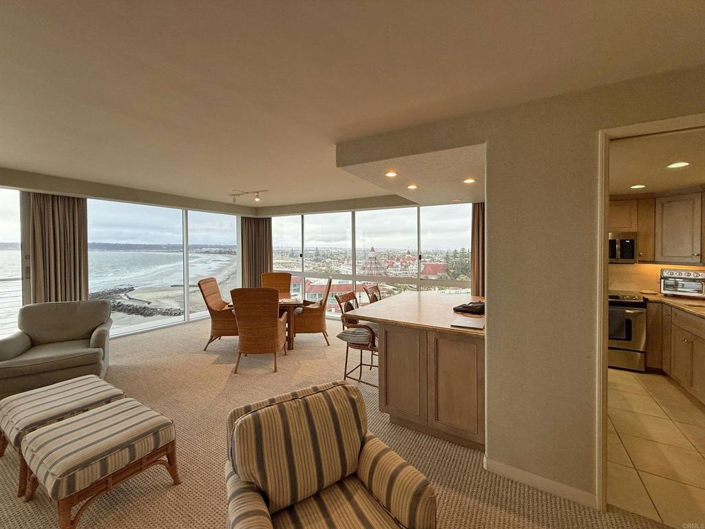 1720 Avenida Del Mundo 1402