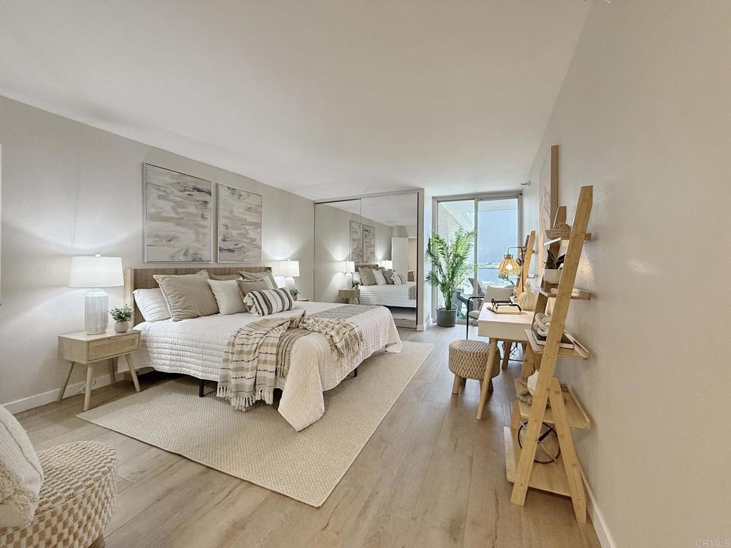 1820 Avenida del Mundo 306