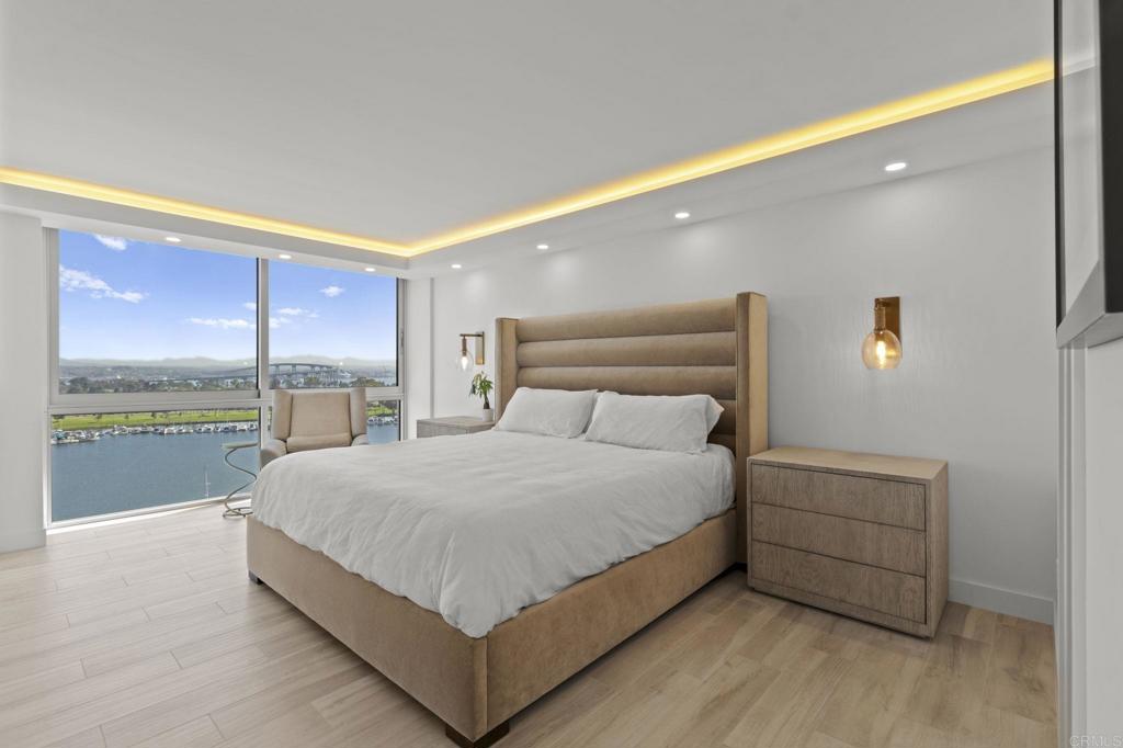 1710 Avenida del Mundo 1408