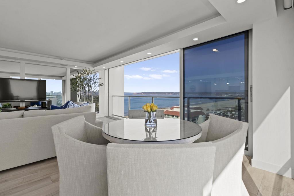 1710 Avenida del Mundo 1408