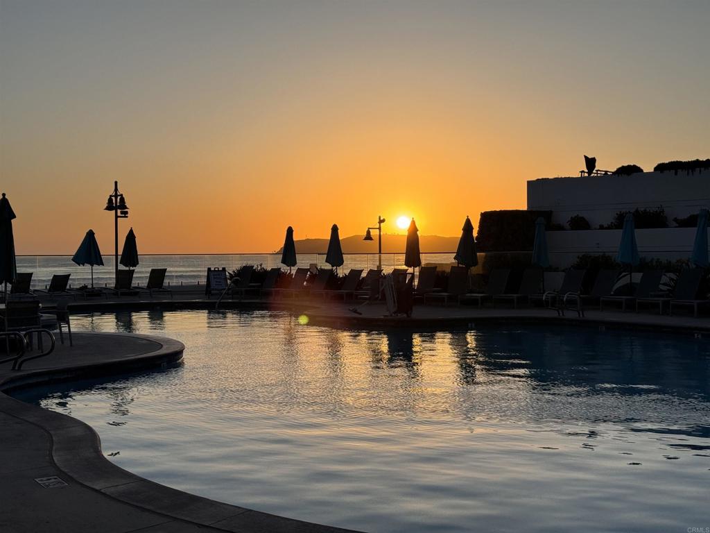 1820 Avenida Del Mundo 208