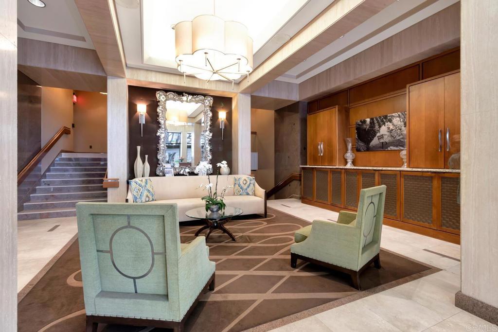 1760 Avenida Del Mundo 504