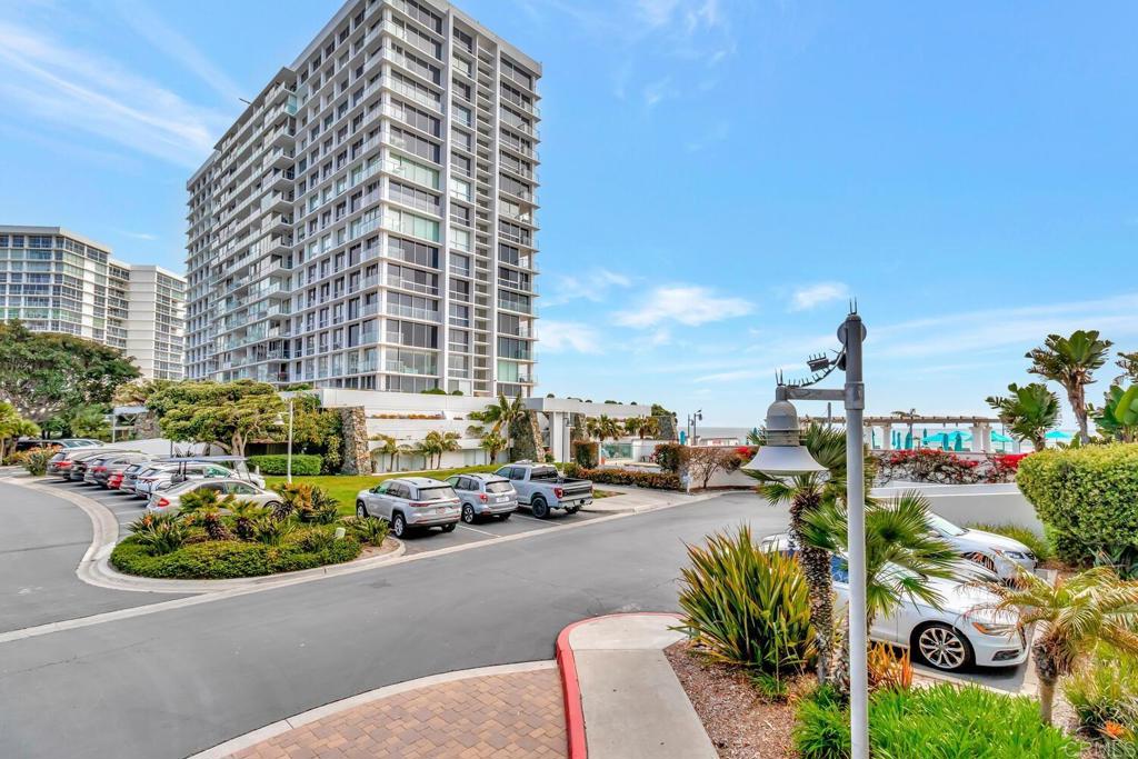 1760 Avenida Del Mundo 504