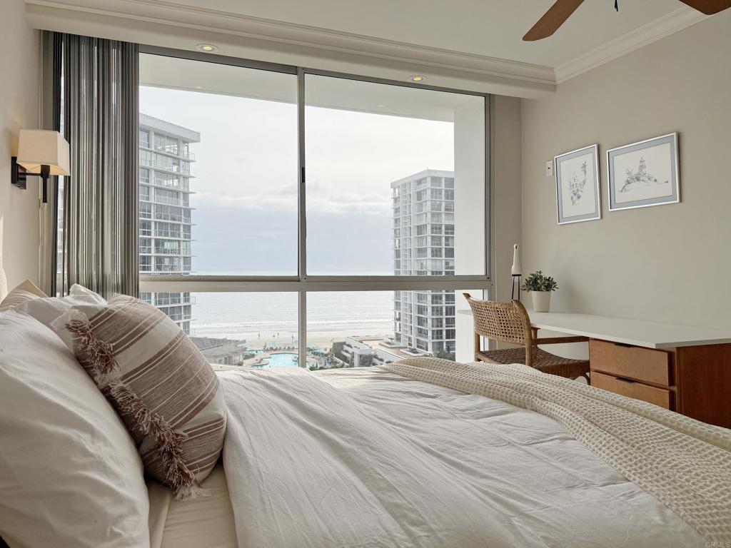 1770 Avenida Del Mundo 809