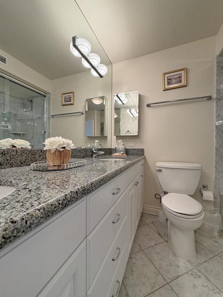 1770 Avenida Del Mundo 809