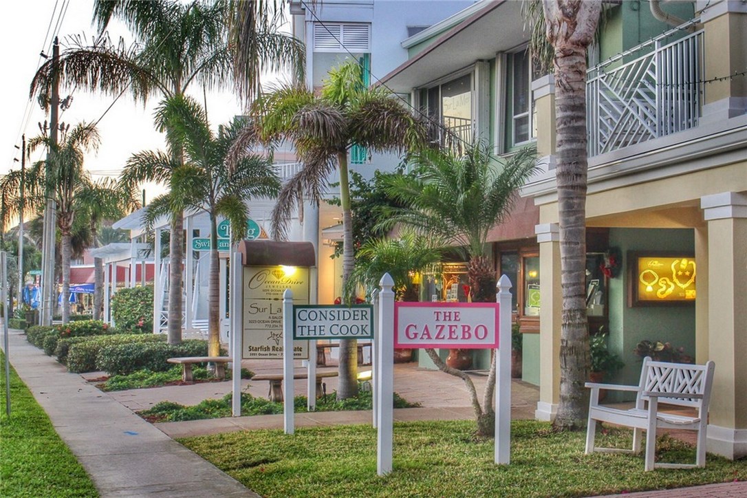 8050 Highway A1A Tower 4 None 2N