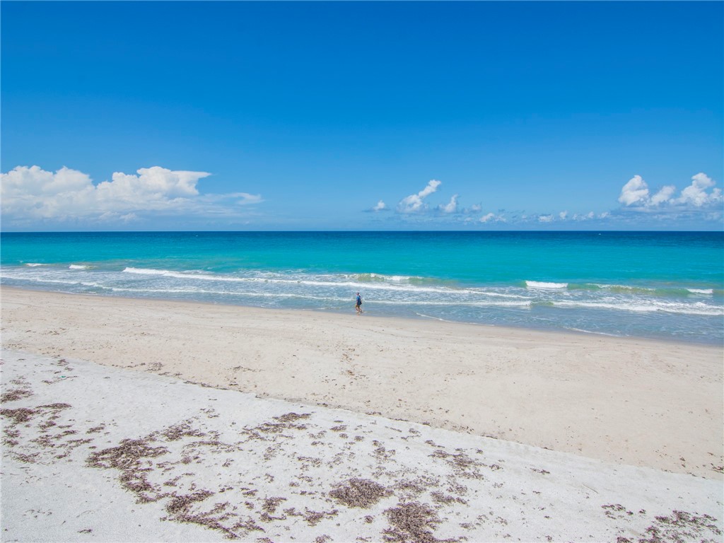 8444 Oceanside Drive D31