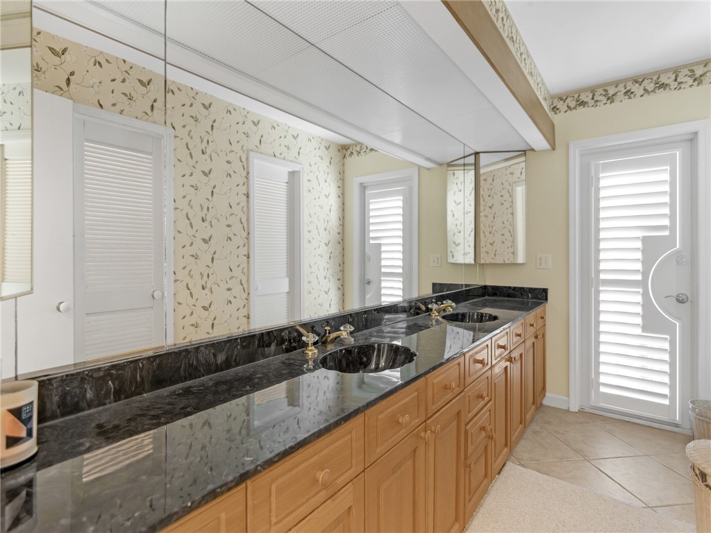 8444 Oceanside Drive D31