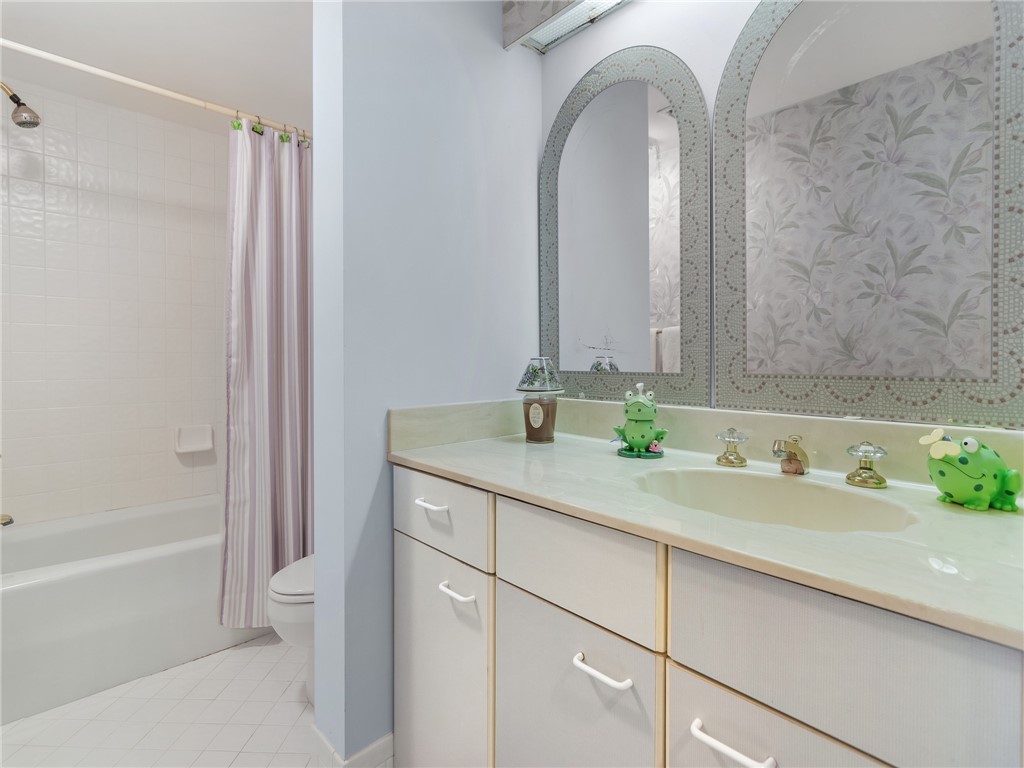 8444 Oceanside Drive D31