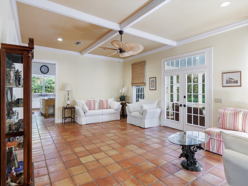 601 Tomahawk Trail