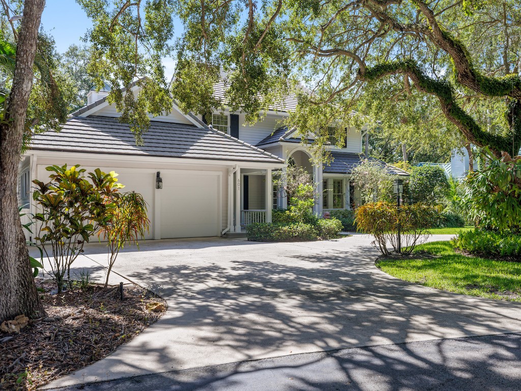 601 Tomahawk Trail
