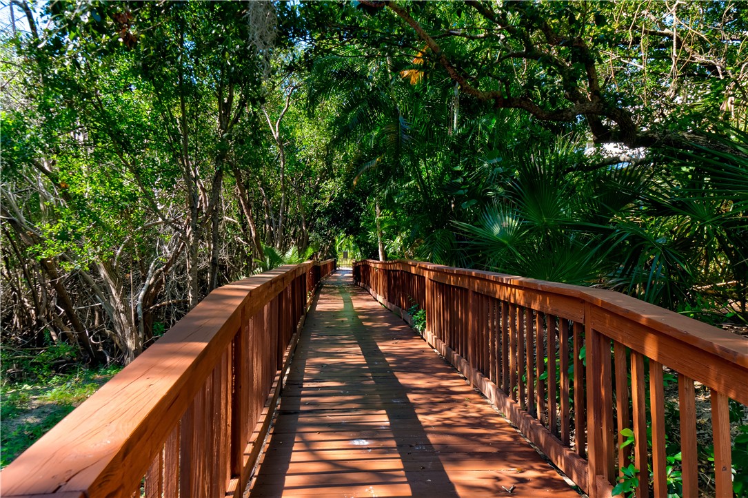 601 Tomahawk Trail